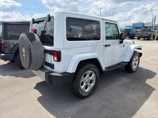 Used 2013 Jeep Wrangler Sahara AWD/4WD image 4