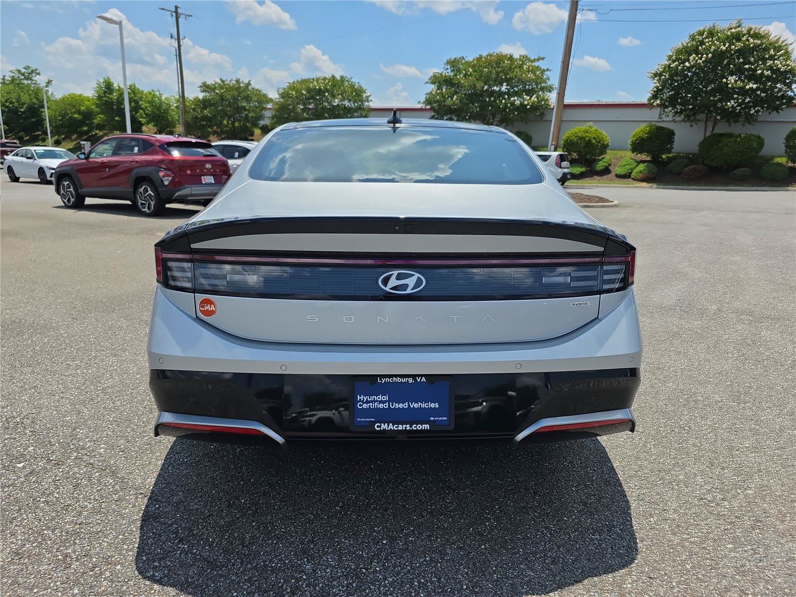 Certified 2025 Hyundai Sonata Limited FWD image 8