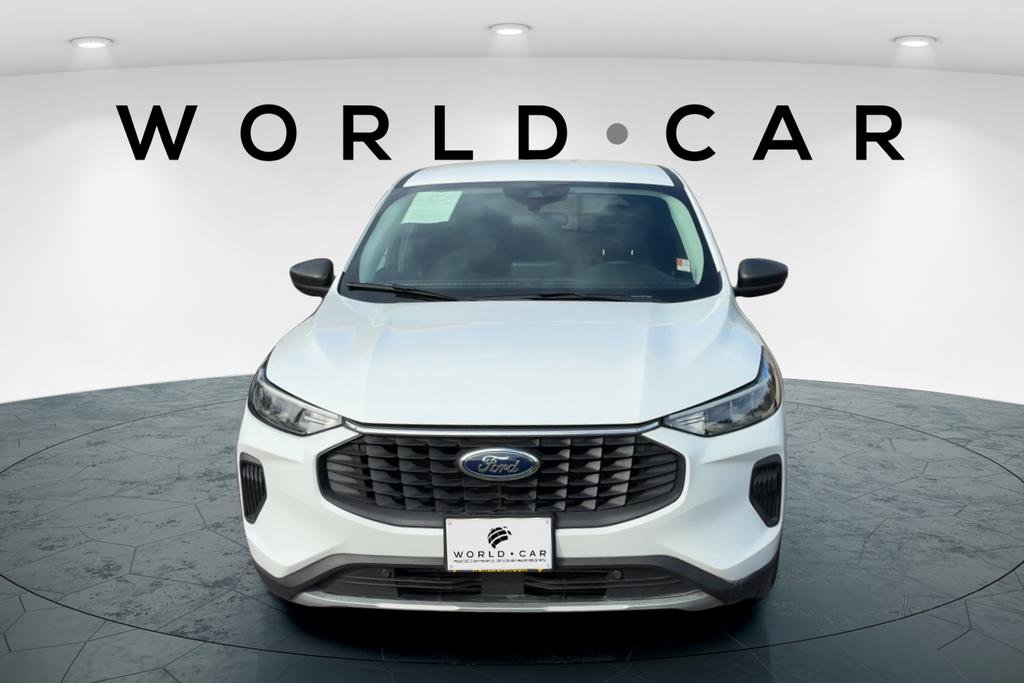 Used 2023 Ford Escape Active image 2
