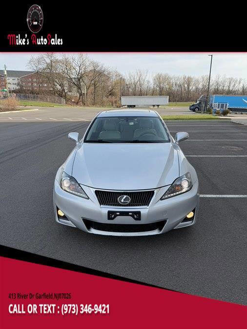 Used 2013 Lexus IS 250 AWD w/ Premium Pkg image 1