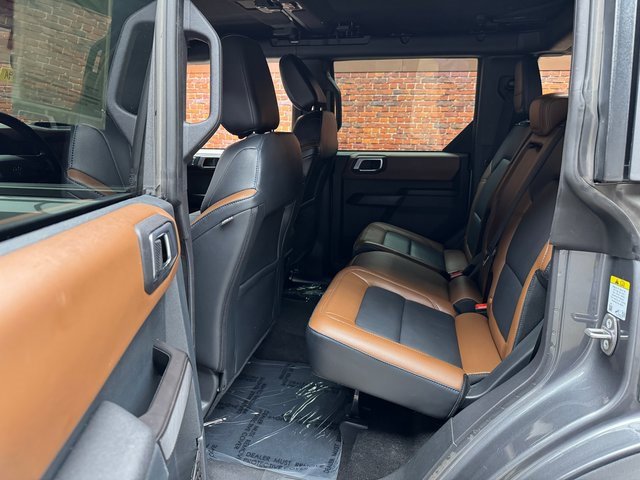 Used 2024 Ford Bronco Outer Banks w/ Sasquatch Package image 23