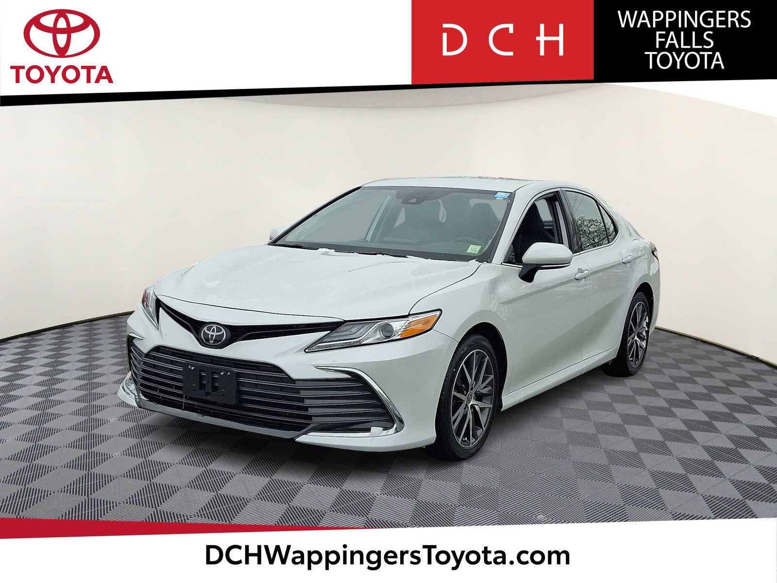 Certified 2024 Toyota Camry XLE w/ Navigation Package image 1