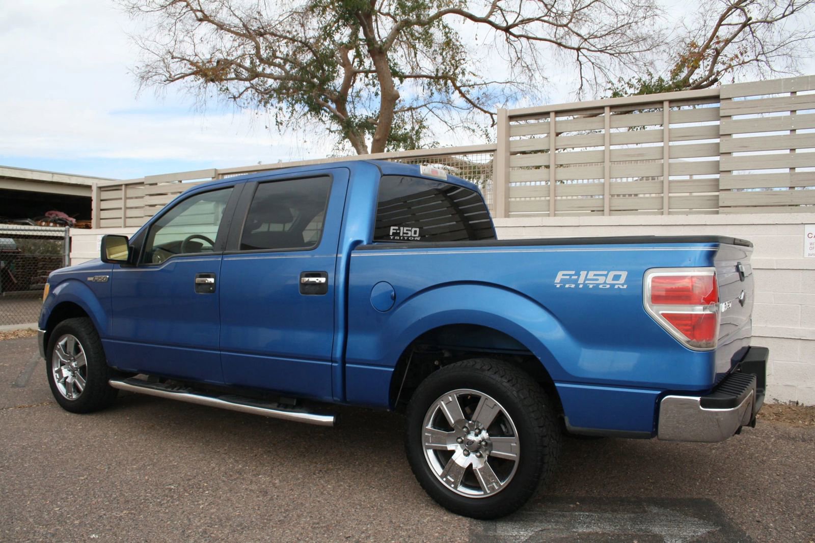Used 2010 Ford F150 XLT image 22