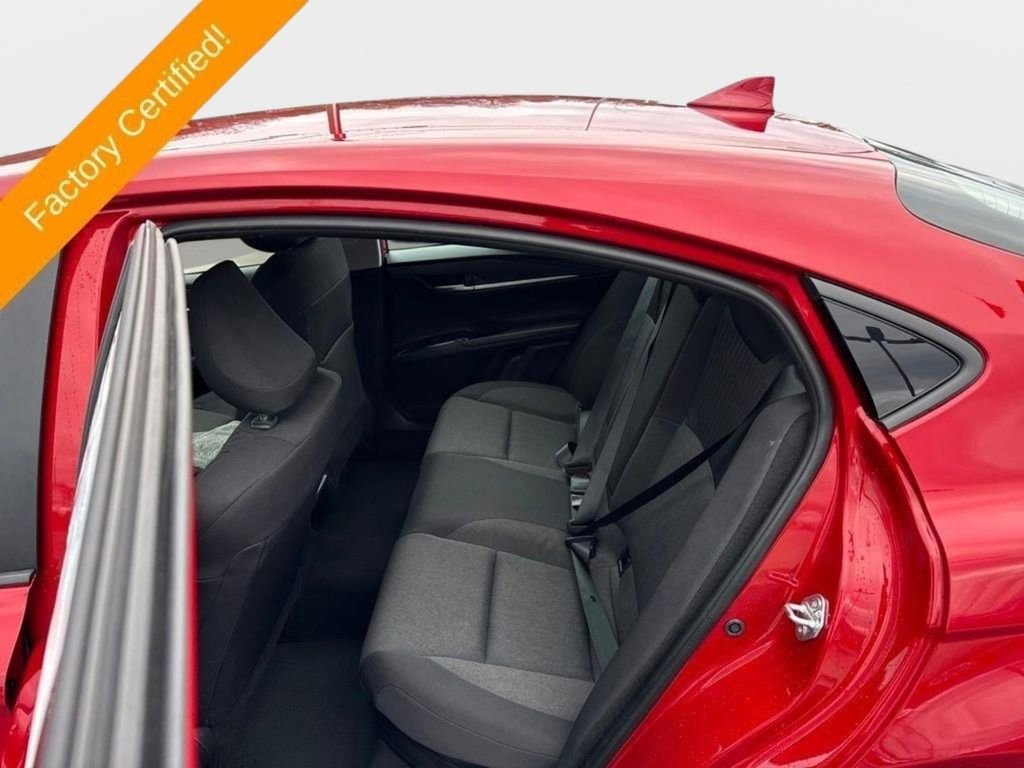 Used 2025 Toyota Camry LE image 20