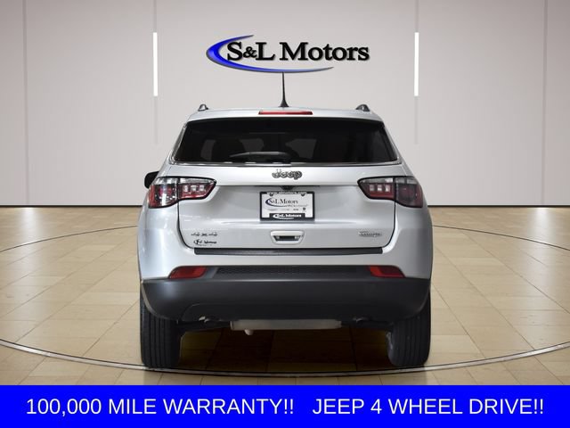 Used 2024 Jeep Compass Latitude AWD/4WD image 7