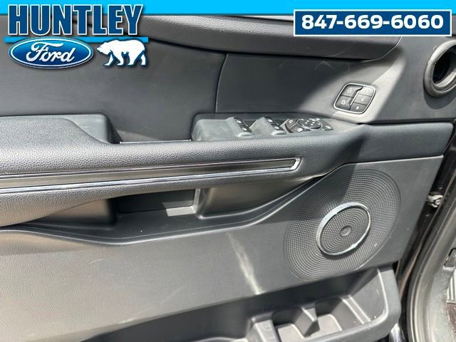 Used 2023 Ford Expedition XLT AWD/4WD image 23