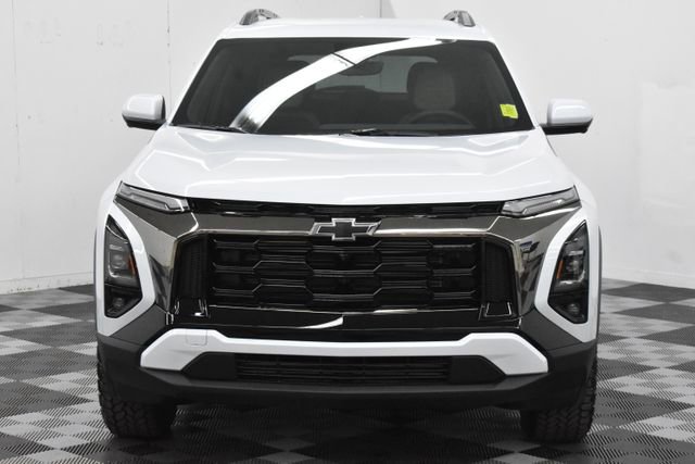 New 2026 Chevrolet Equinox ACTIV w/ Convenience Package III image 3