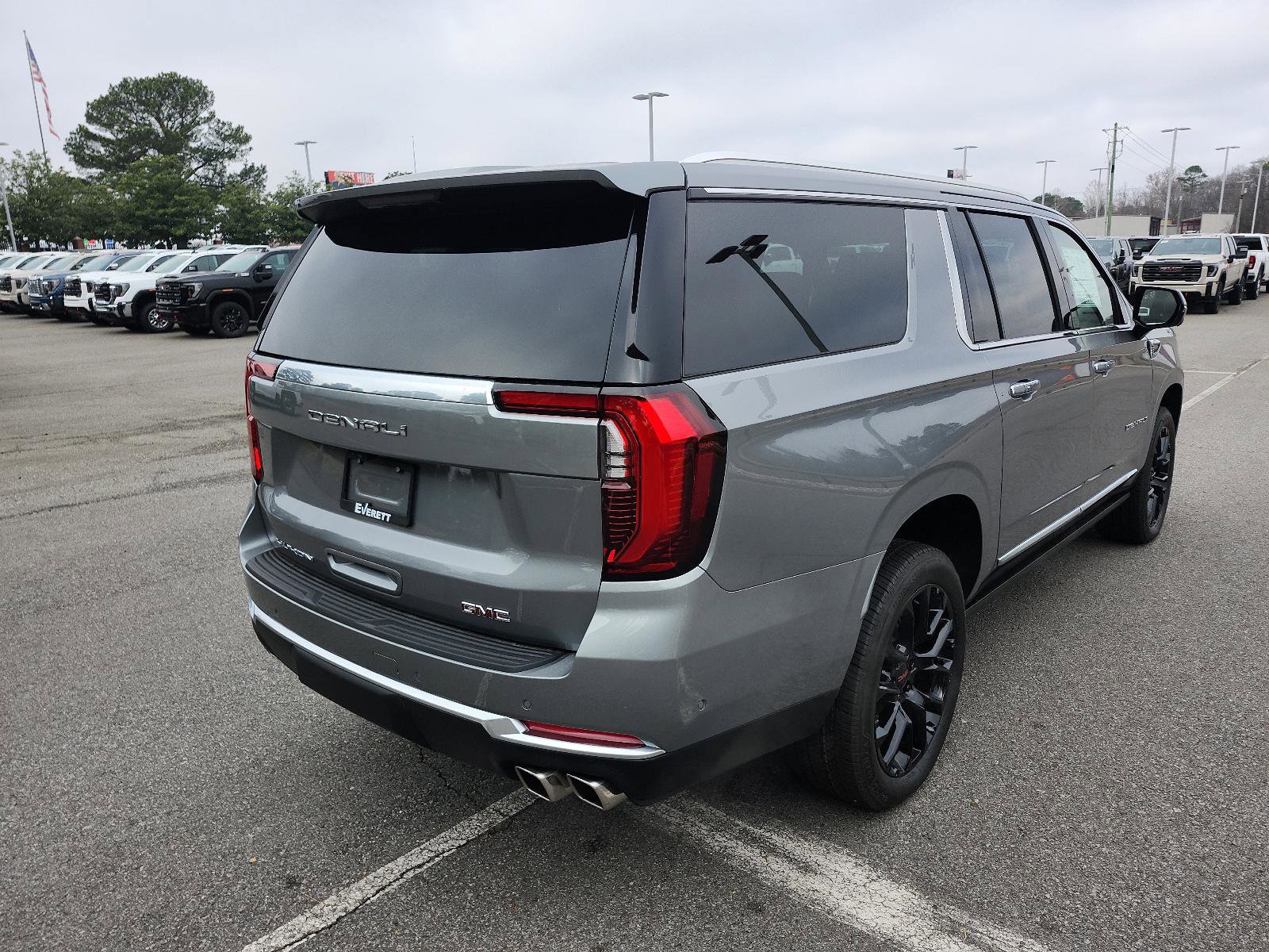 New 2026 GMC Yukon XL Denali w/ Sun & Power Step Package image 3