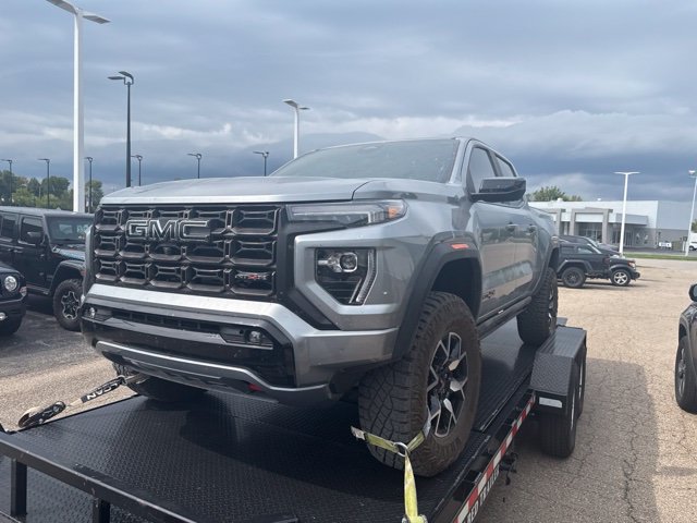 Used 2024 GMC Canyon AT4X AWD/4WD image 17