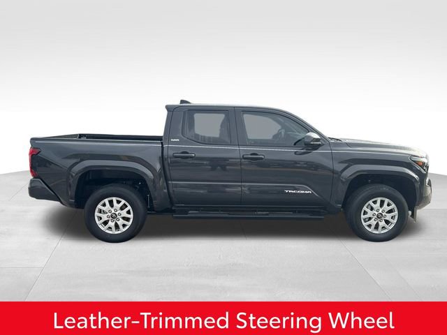 Used 2025 Toyota Tacoma SR5 w/ SR5 Upgrade Package image 13
