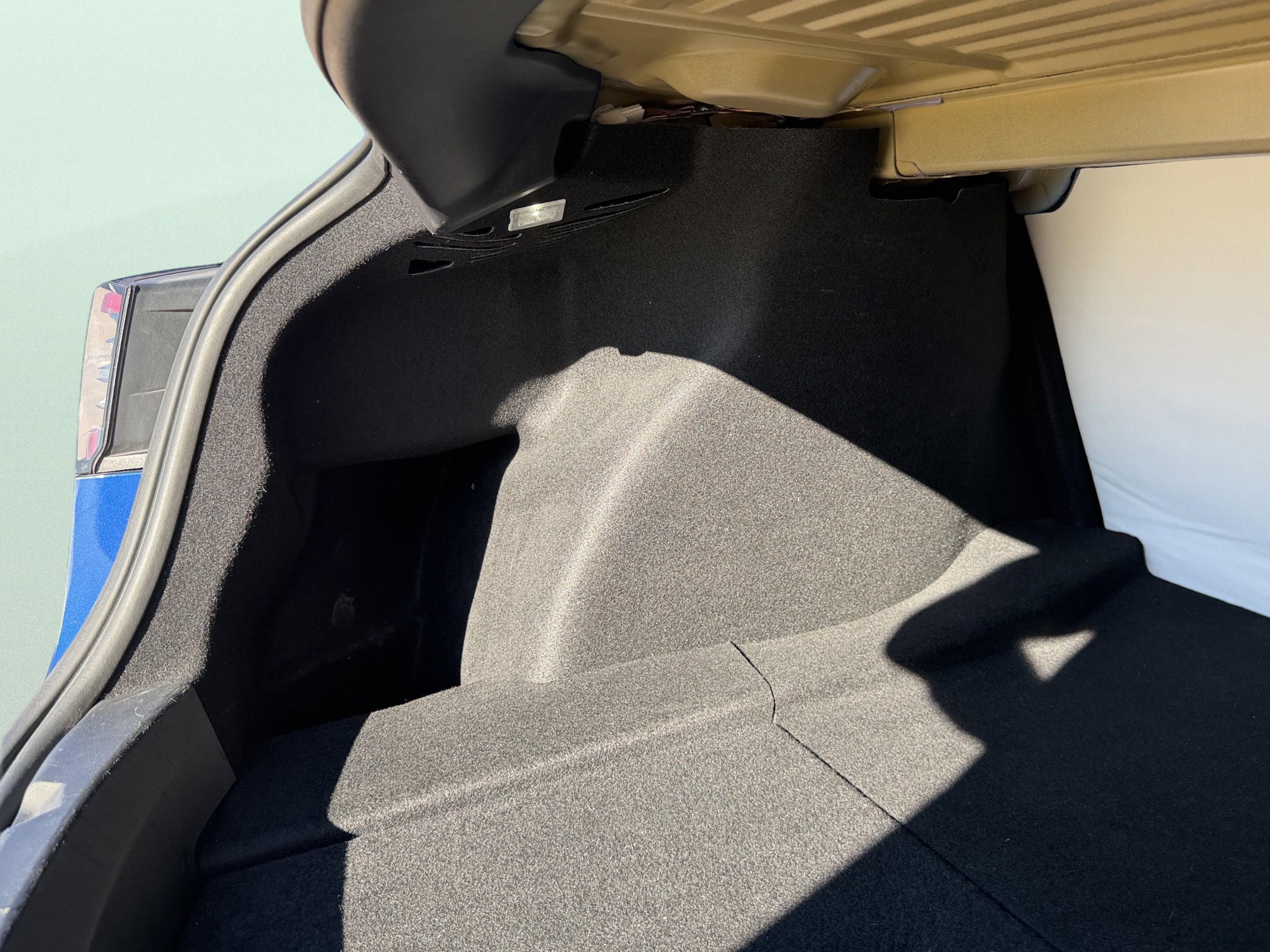 Used 2022 Tesla Model 3 Standard Range image 18