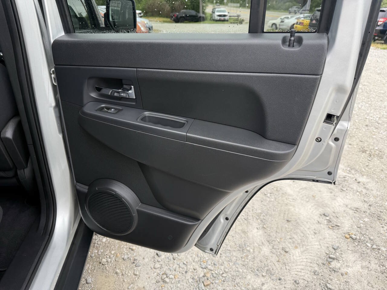 Used 2011 Jeep Liberty Sport w/ Popular Equipment Group AWD/4WD image 15