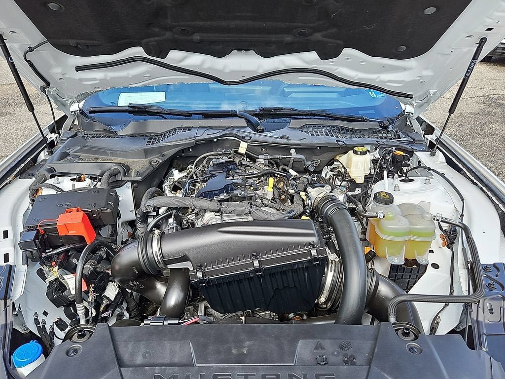 Used 2024 Ford Mustang Coupe RWD image 27