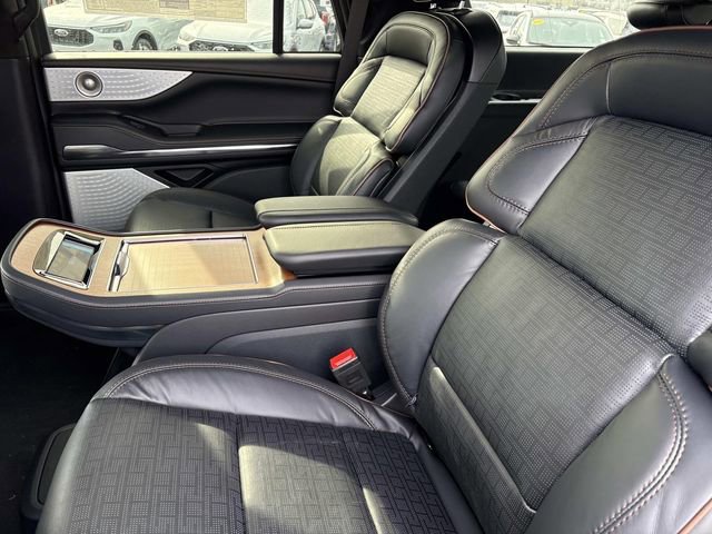 New 2026 Lincoln Navigator Black Label image 17