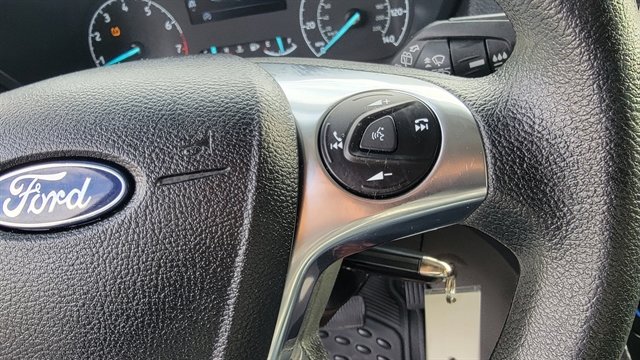 Used 2020 Ford Transit Connect XL image 11