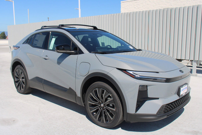 New 2026 Toyota C-HR AWD/4WD image 2