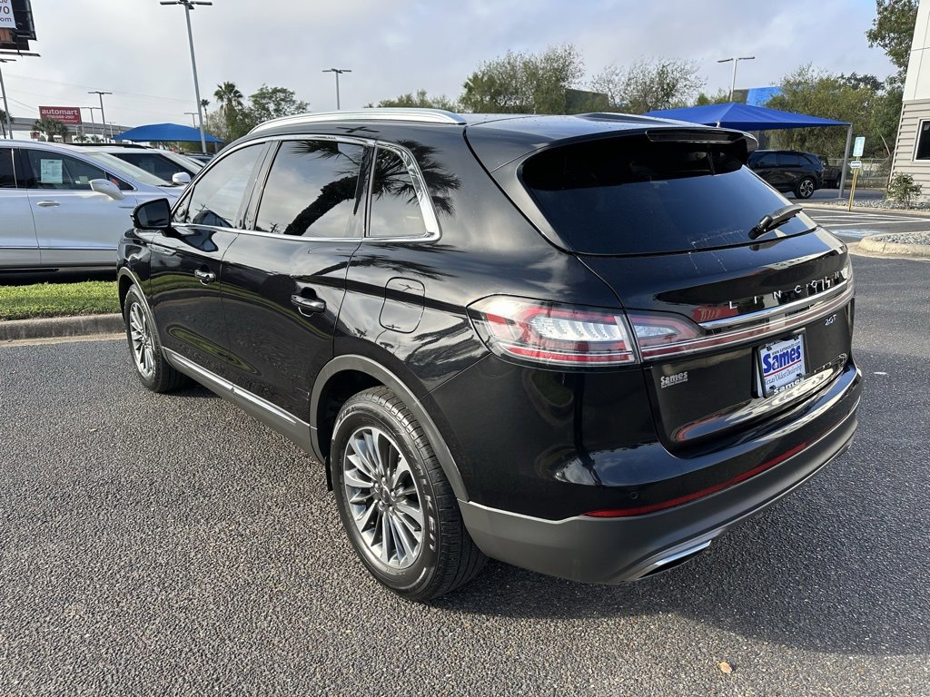 Used 2020 Lincoln Nautilus FWD w/ Equipment Group 101A image 4