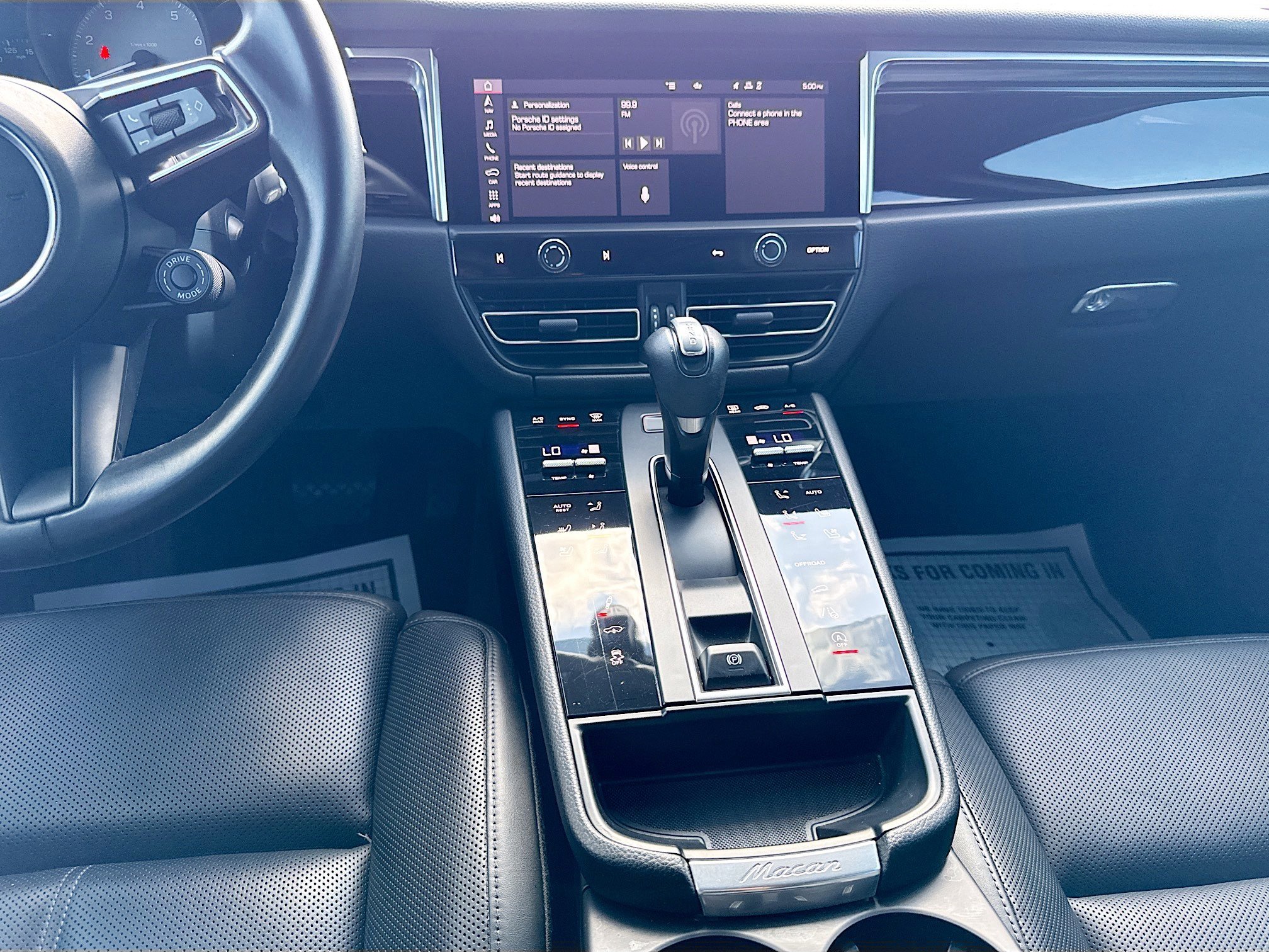 Used 2022 Porsche Macan S image 19