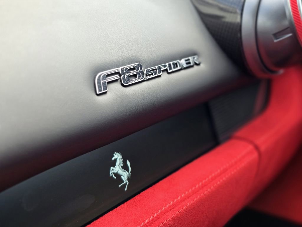 Used 2022 Ferrari F8 Tributo image 33