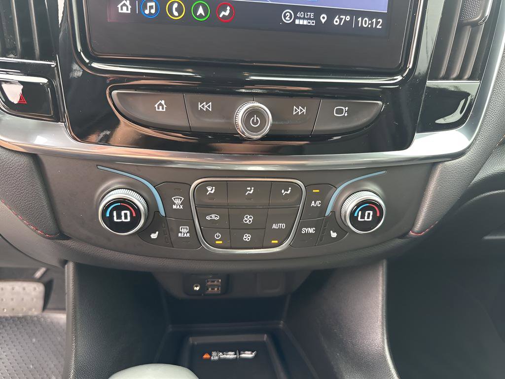 Used 2023 Chevrolet Traverse RS image 33