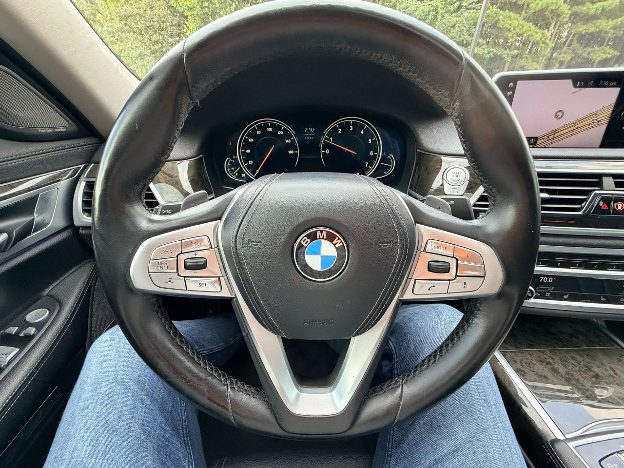 Used 2018 BMW 740i xDrive AWD/4WD image 17