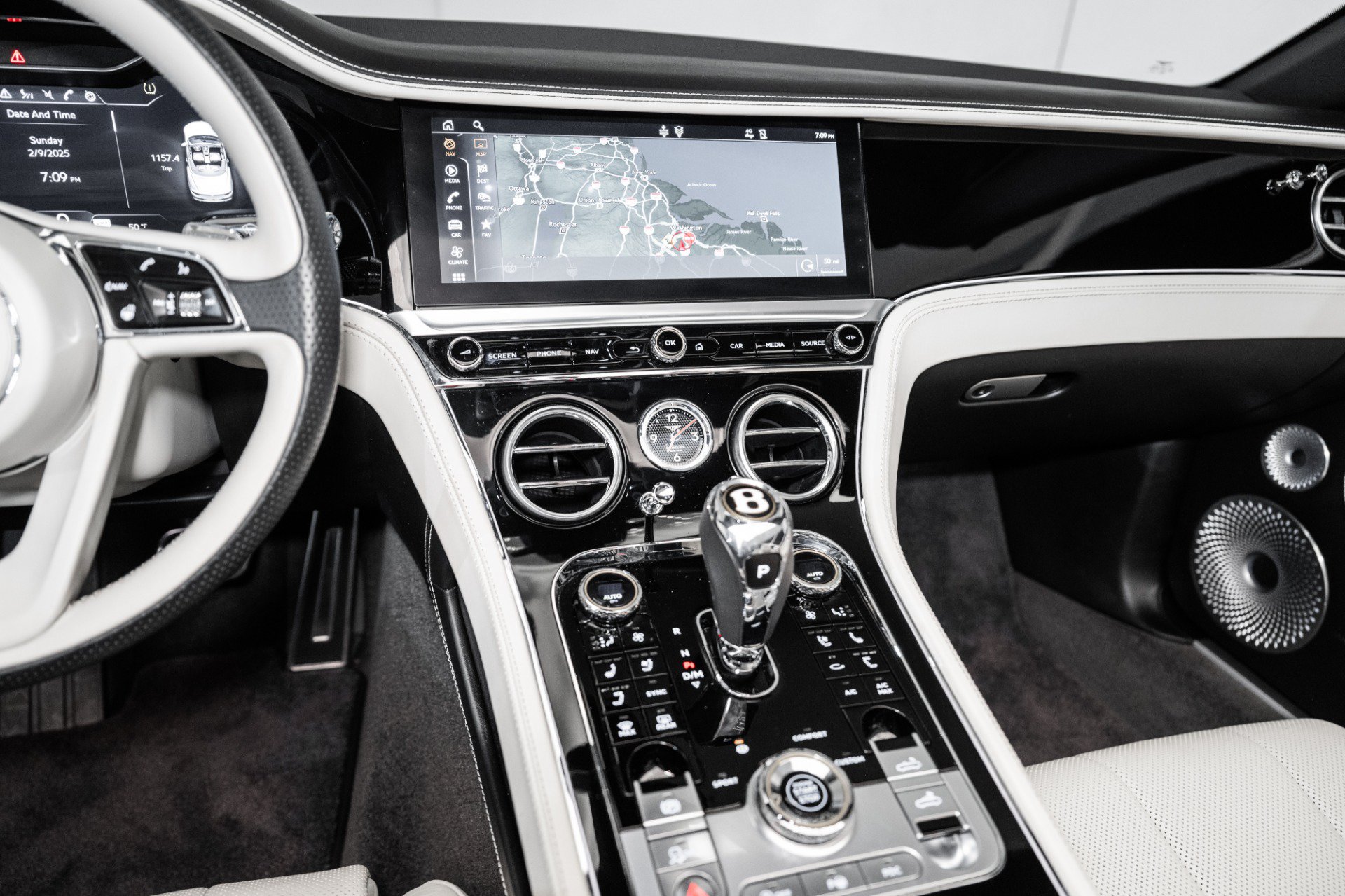 Certified 2020 Bentley Continental GT V8 AWD/4WD image 28