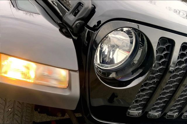 Used 2022 Jeep Gladiator Sport image 23