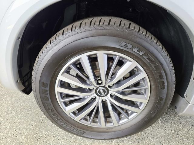 Used 2024 Nissan Armada SL w/ Captain's Chairs Package image 17