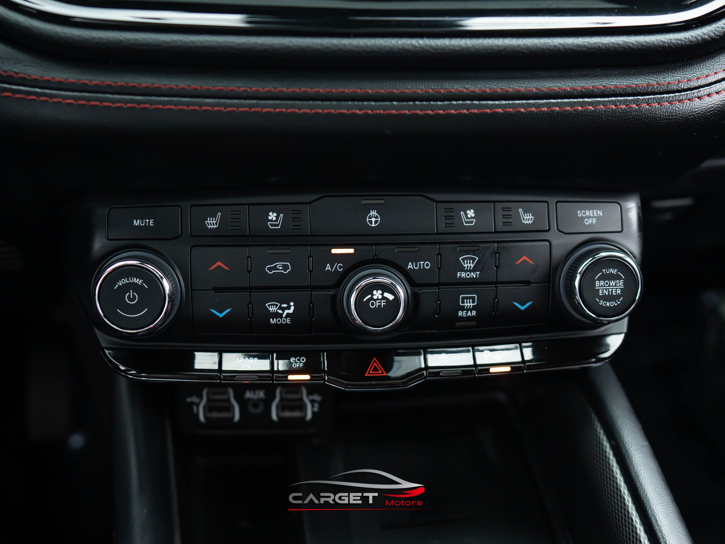 Used 2023 Dodge Durango R/T RWD image 34