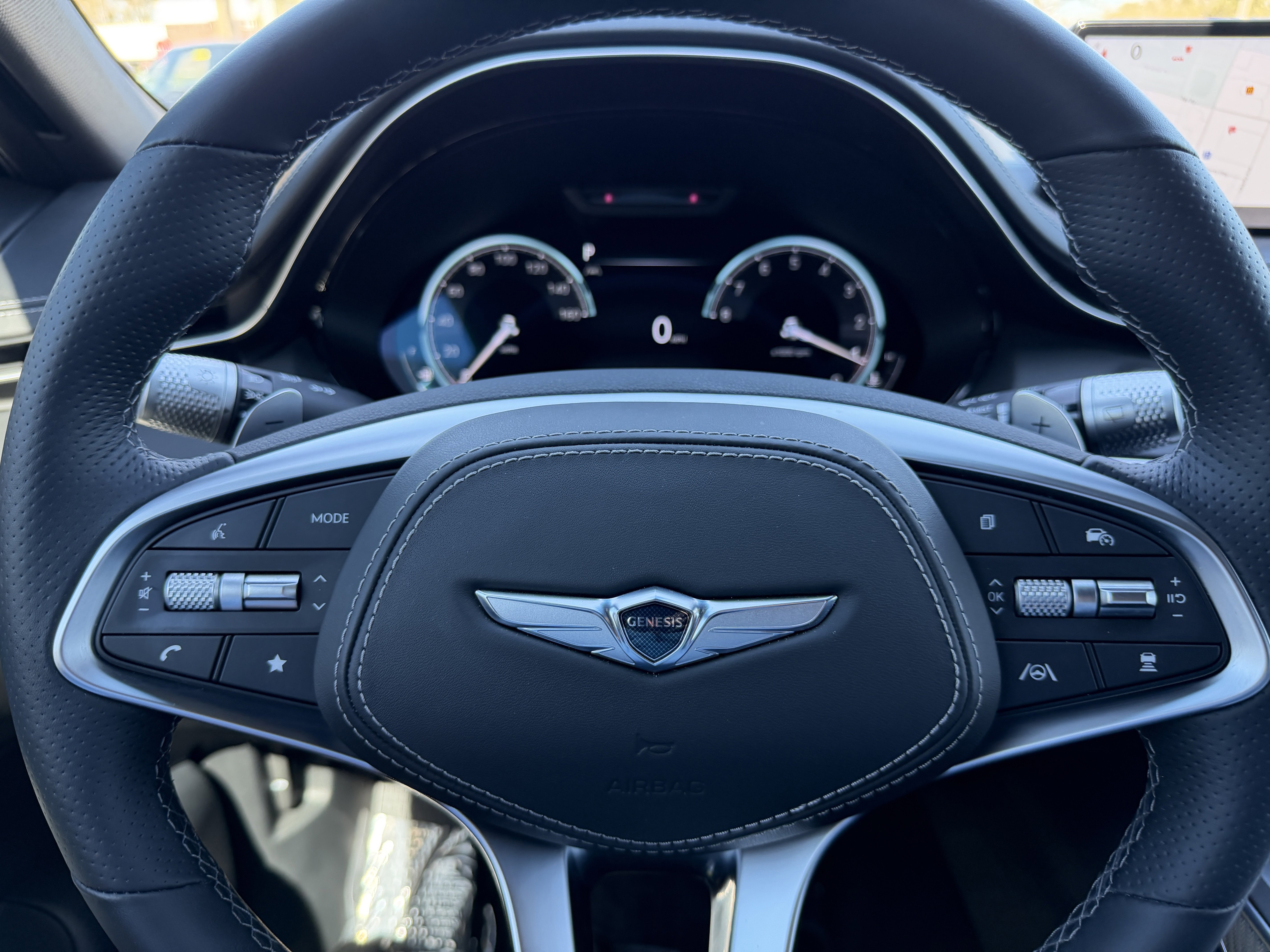 Used 2023 Genesis GV70 2.5T w/ Sport Prestige Package image 28