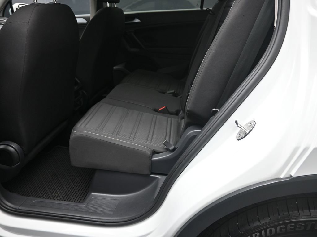 Used 2024 Volkswagen Tiguan S image 20