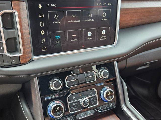 Certified 2024 GMC Yukon XL Denali Ultimate AWD/4WD image 27