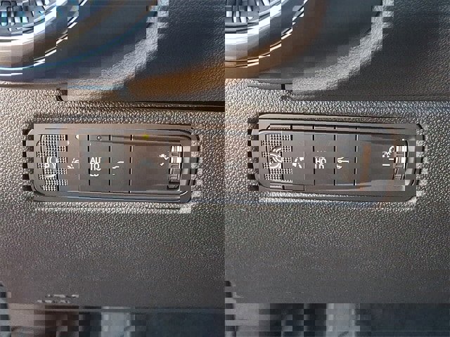 New 2026 Chevrolet Equinox EV LT w/ Convenience Package II image 17