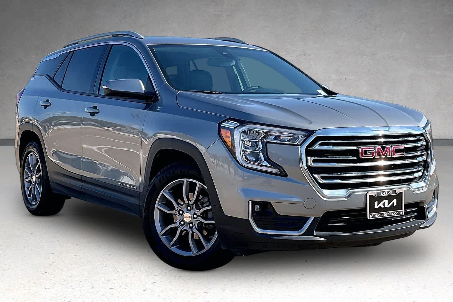 Used 2023 GMC Terrain SLT FWD image 21