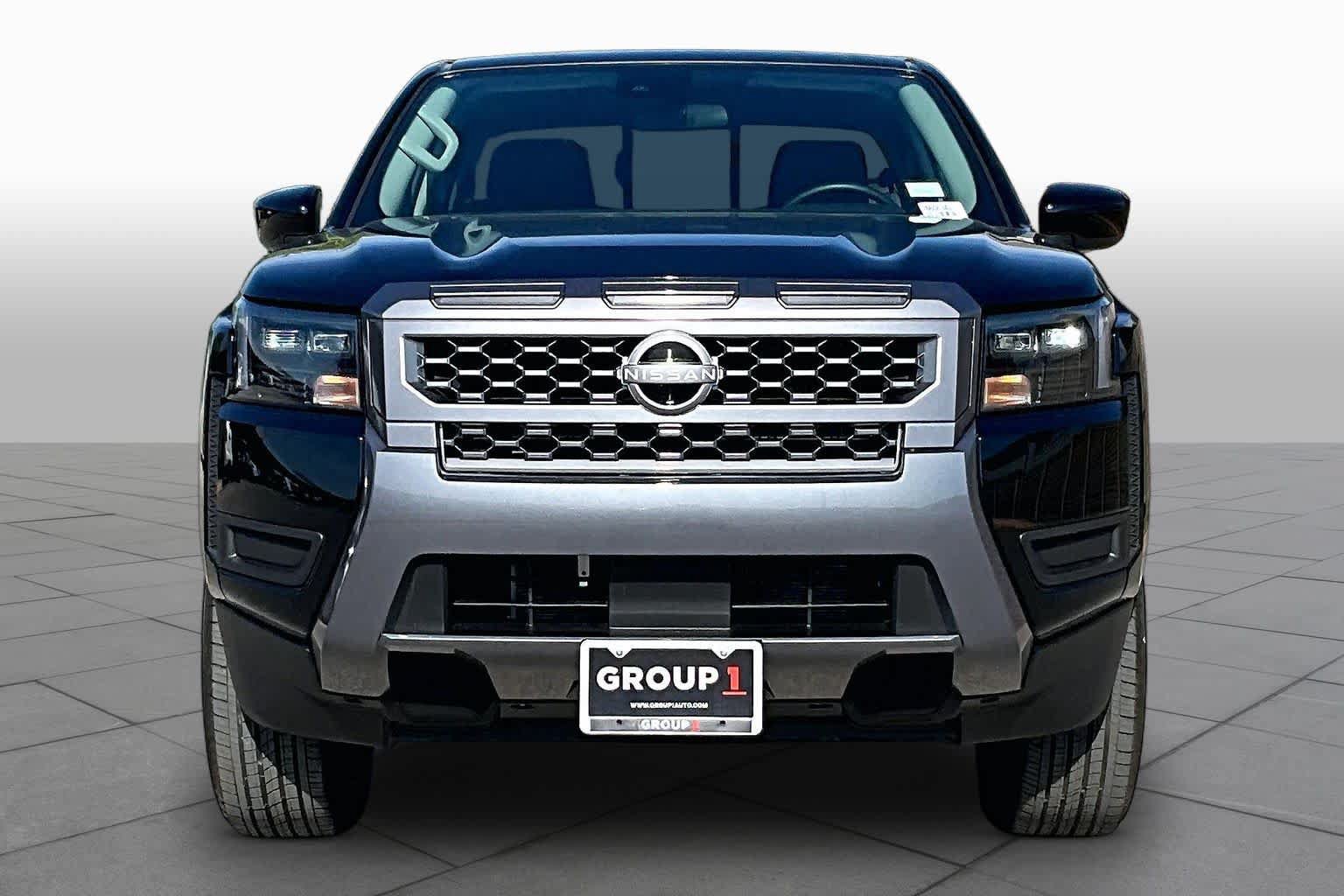 New 2027 Nissan Frontier SV RWD image 3