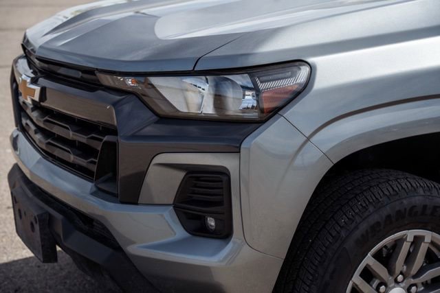 Used 2024 Chevrolet Colorado LT w/ LT Convenience Package image 11
