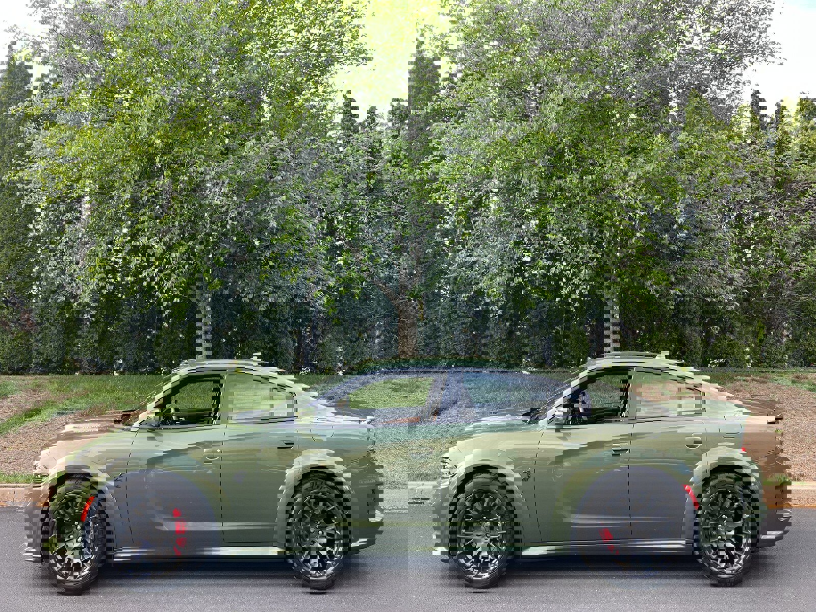 Used 2022 Dodge Charger SRT Hellcat w/ SRT Black Package image 44