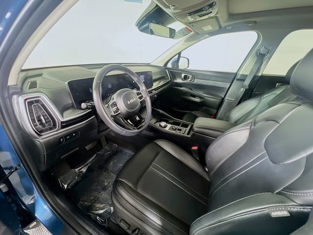 Used 2025 Kia Sorento EX AWD/4WD image 14