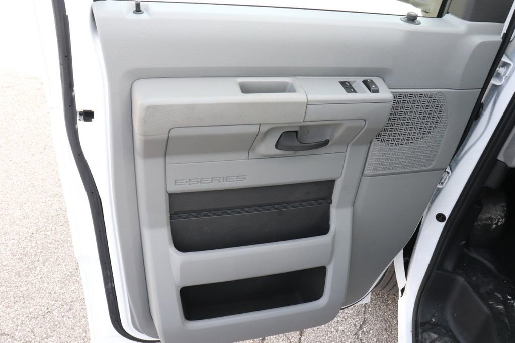 New 2027 Ford E-450 and Econoline 450 Super Duty image 27