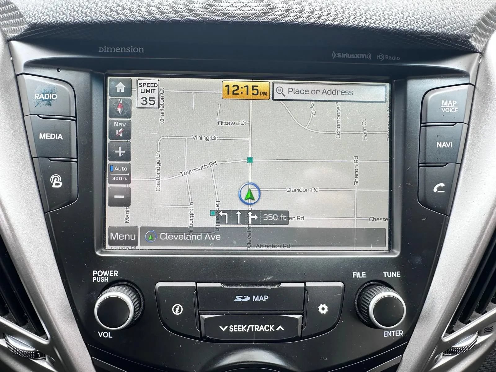 Used 2017 Hyundai Veloster Value Edition FWD image 19