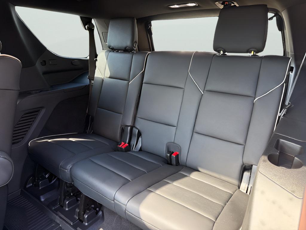 Used 2026 Cadillac Escalade Sport w/ Touring Package AWD/4WD image 35
