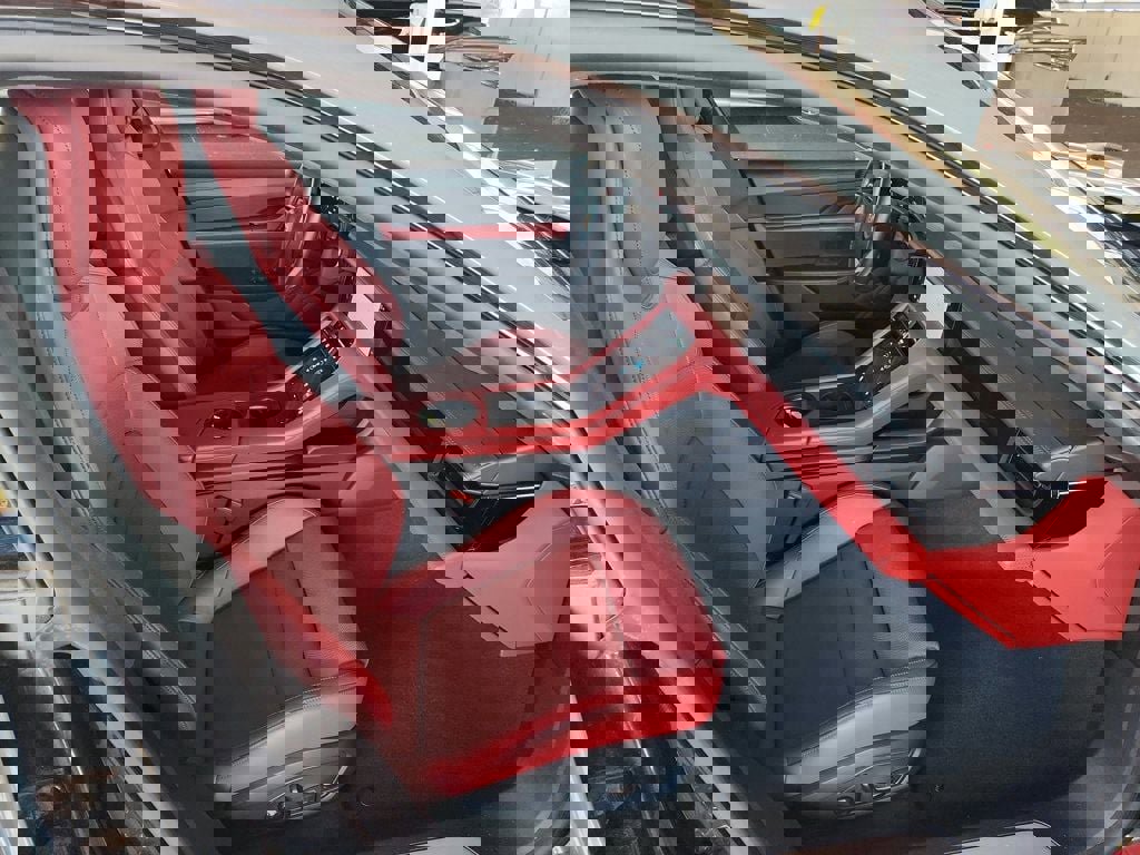 Used 2020 Porsche Taycan Turbo image 26