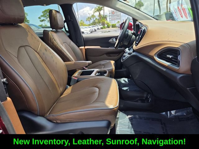 Certified 2018 Chrysler Pacifica Limited FWD image 19