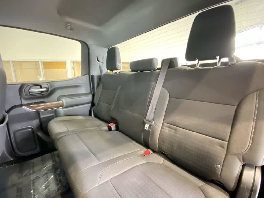 Used 2020 GMC Sierra 1500 SLE w/ X31 Off-Road Package AWD/4WD image 23