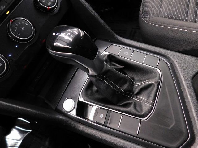 Used 2024 Volkswagen Tiguan S image 32