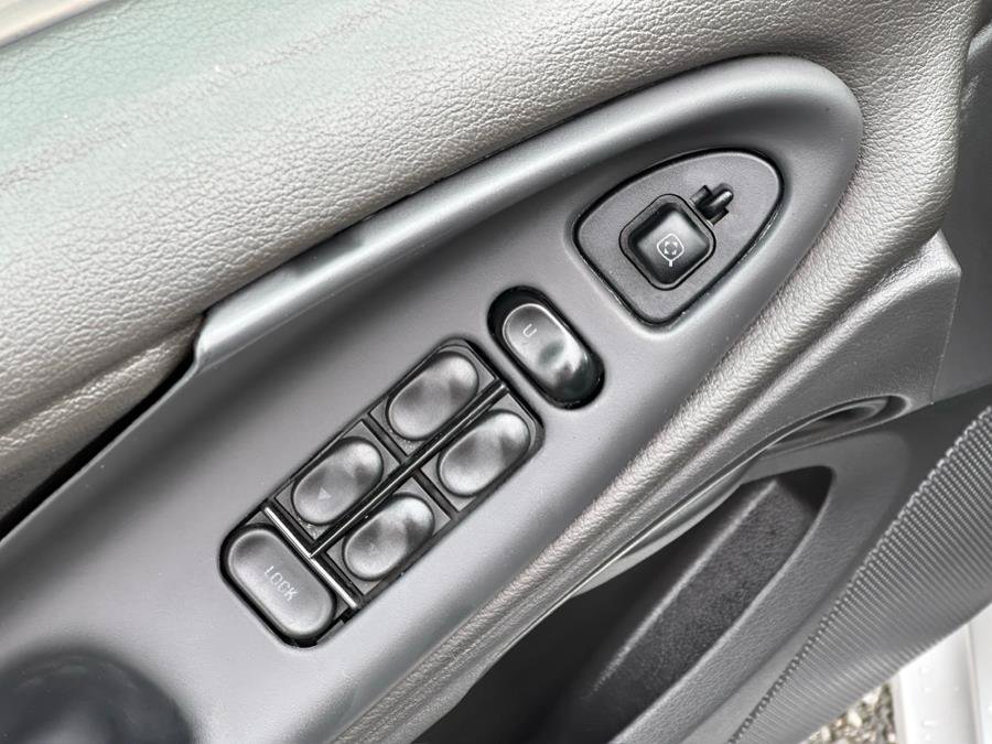 Used 2003 Ford Mustang Premium RWD image 10