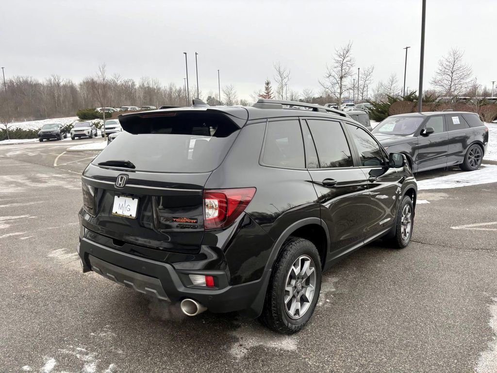 Used 2023 Honda Passport TrailSport image 7