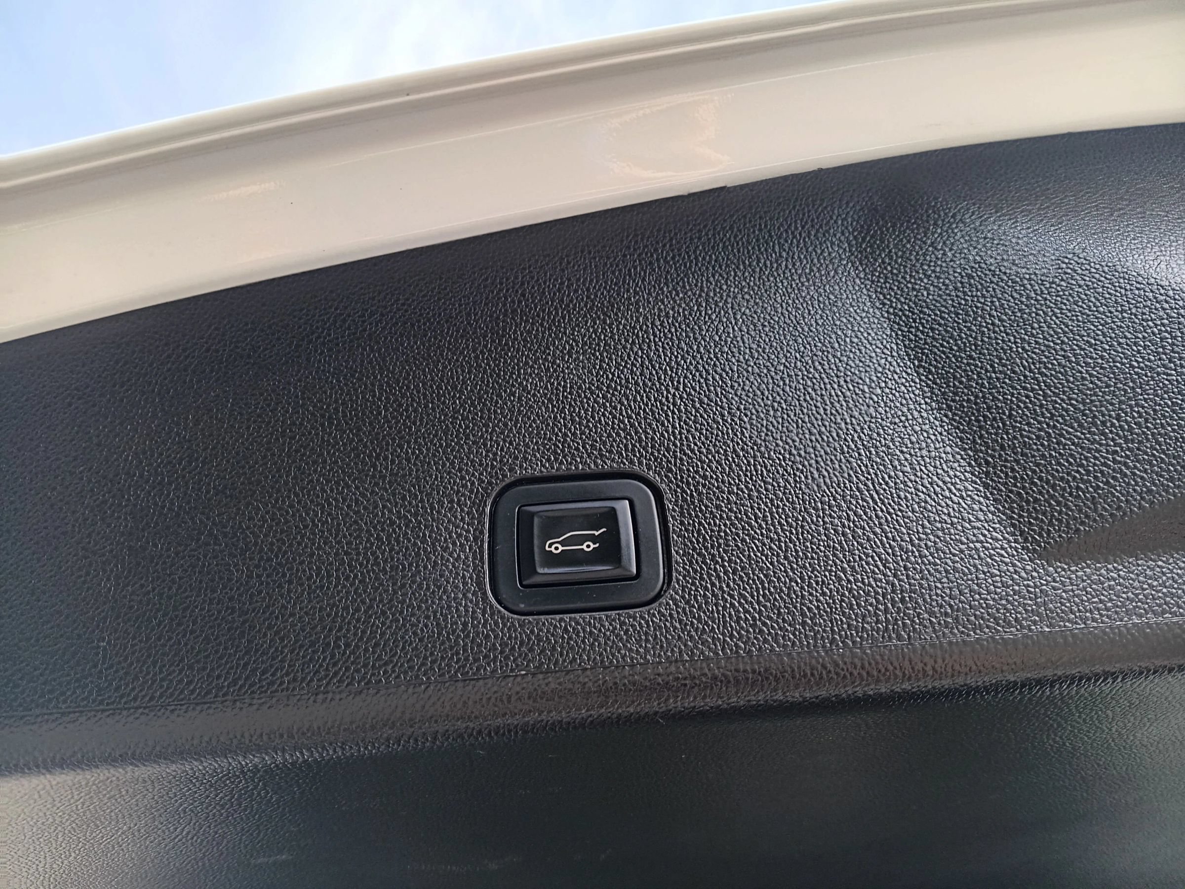Used 2012 Cadillac SRX Performance FWD image 11