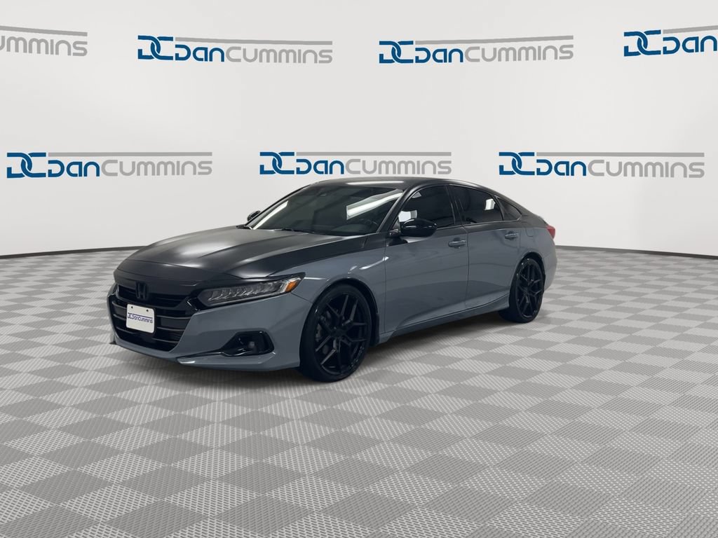 Used 2022 Honda Accord Sport image 4