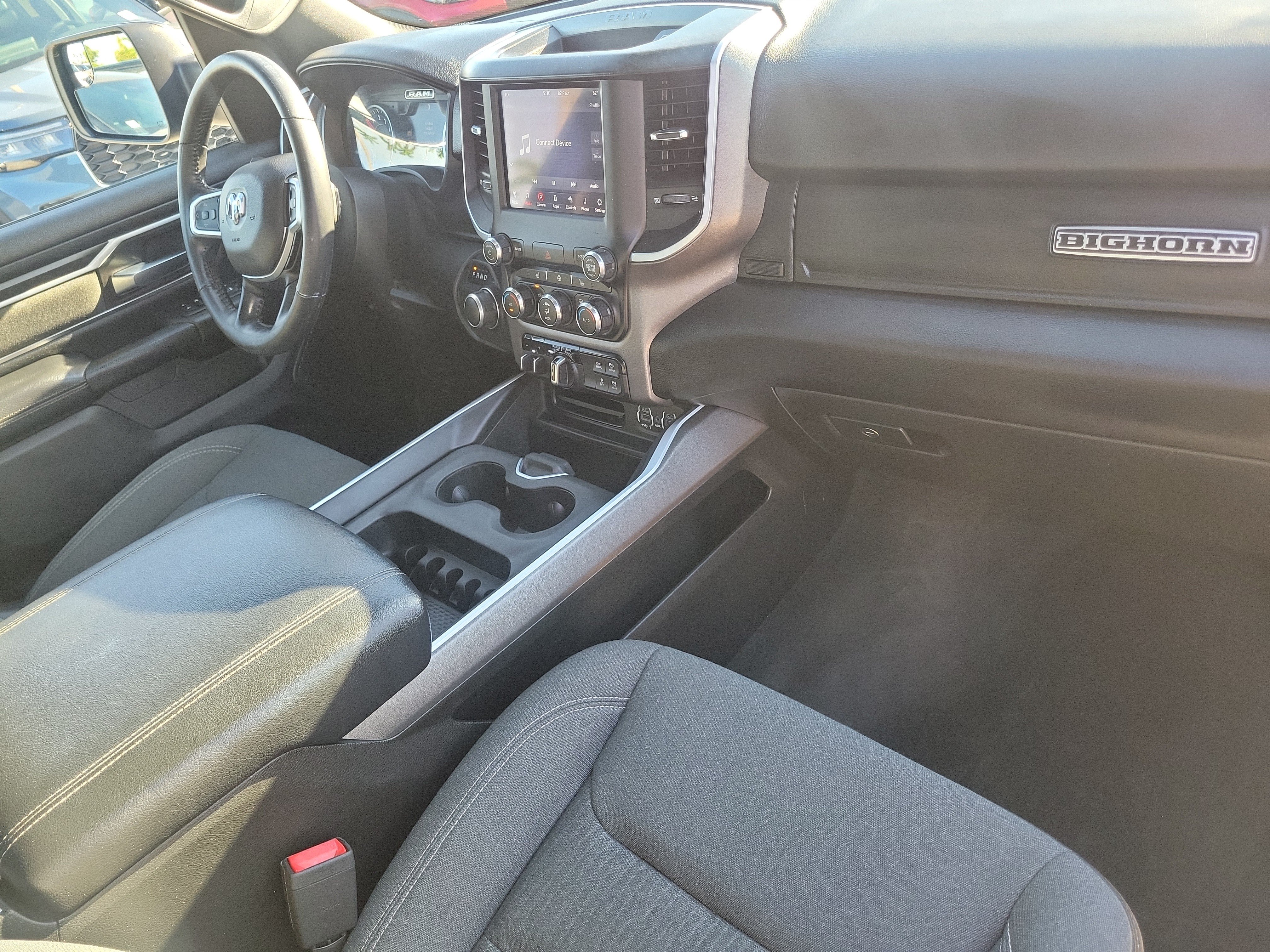 Used 2021 RAM 1500 2WD Crew Cab image 16